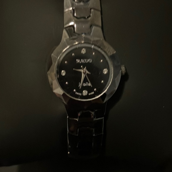 RADO JUBILE SWISS MADE WOMENS WATCH WITH 4 Diamonds - Picture 1 of 2